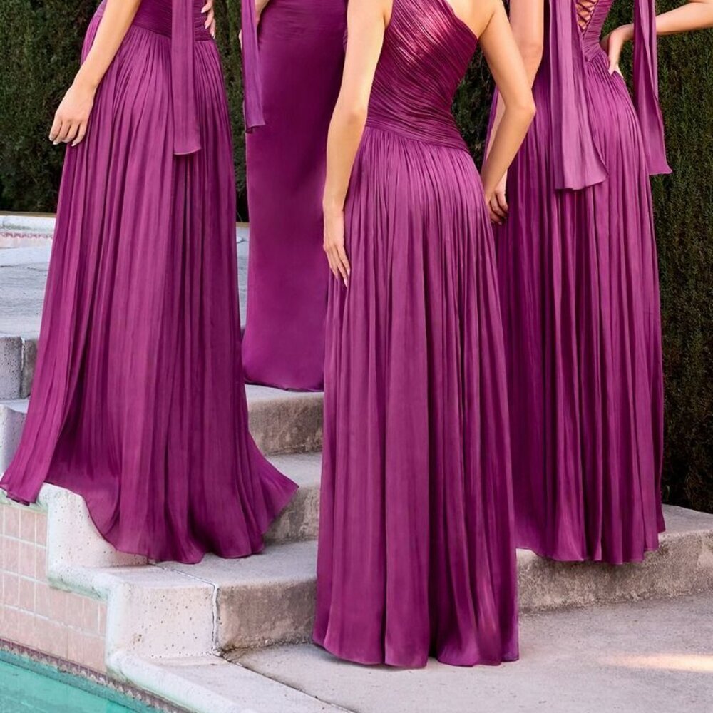 Ladivine Greenery Line Bridesmaid Luminescent Chiffon Sweetheart Neck Gown Prom - Picture 6 of 11